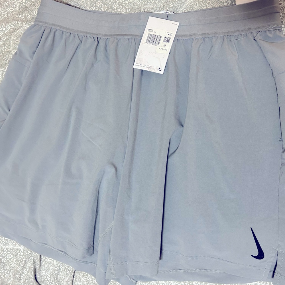 Nike Yoga Dri-Fit Shorts XXL Gray NWT
